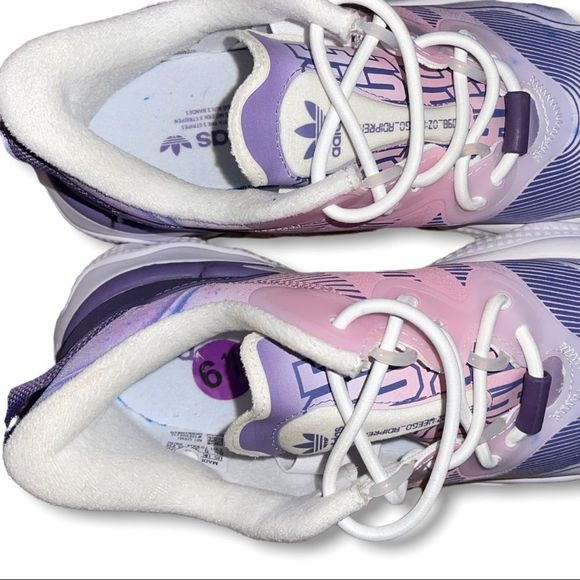 Never worn Adidas Ozweego gZ8407 new without box - Picture 5 of 8